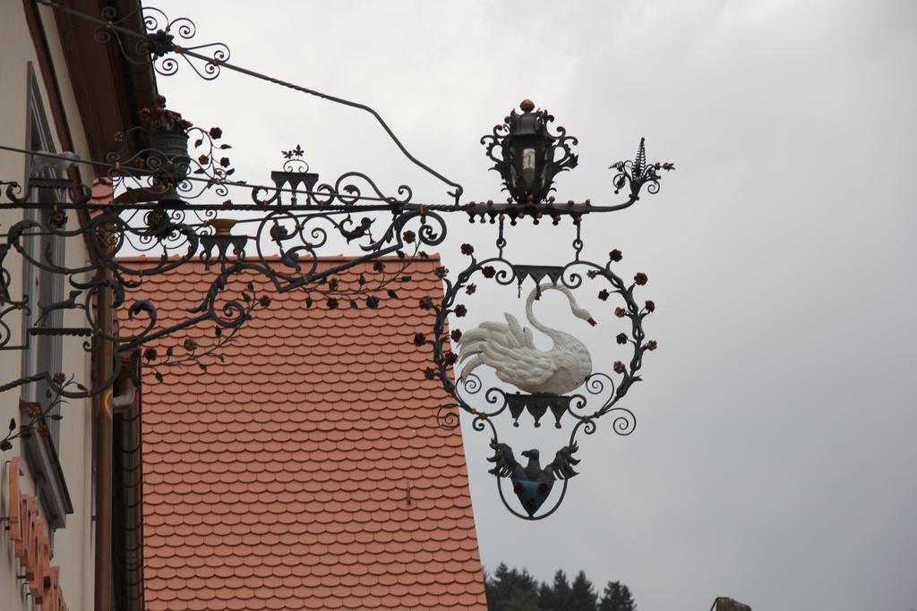Hotel Restaurant Schwan Wertheim Exterior photo
