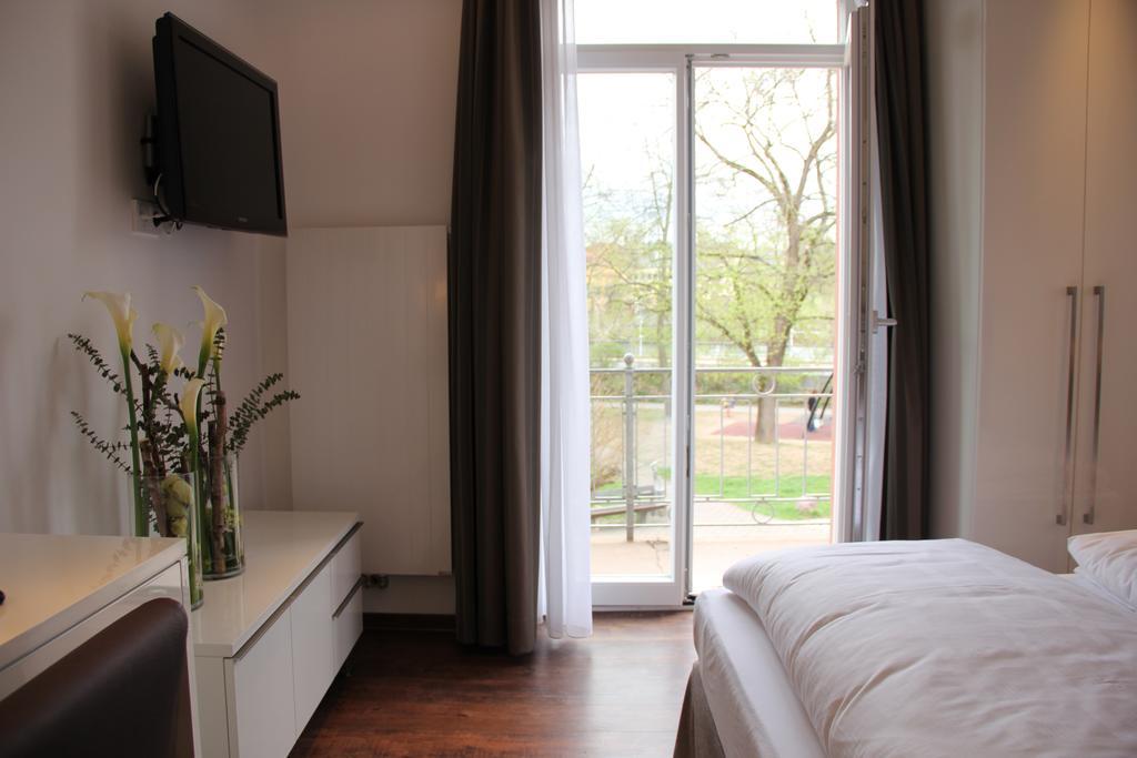 Hotel Restaurant Schwan Wertheim Room photo